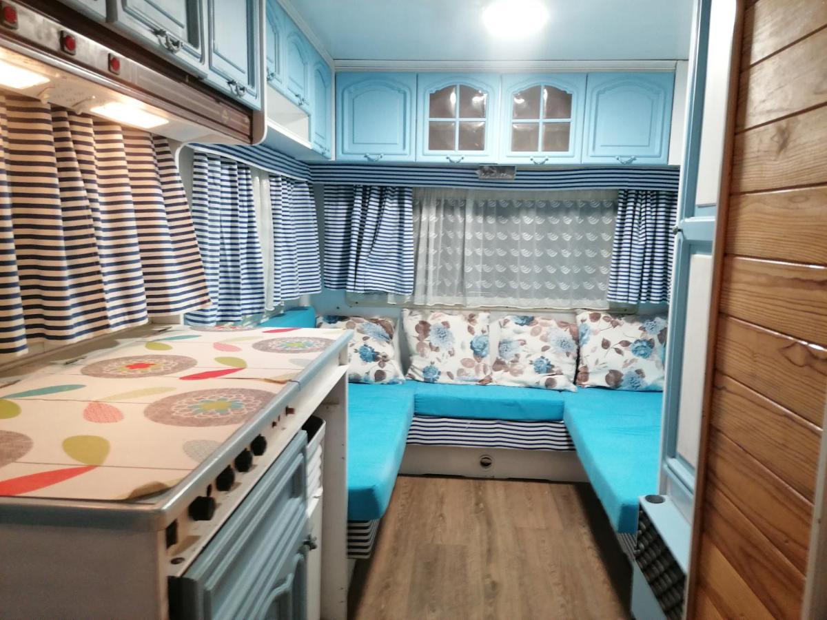 Caravanas Y Habitaciones Para Relajarse Sax Exterior photo