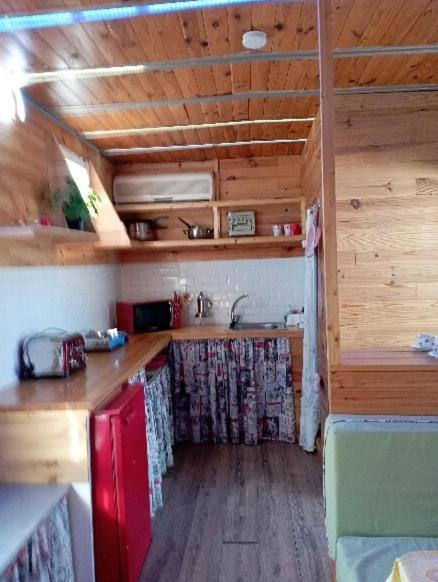 Caravanas Y Habitaciones Para Relajarse Sax Exterior photo