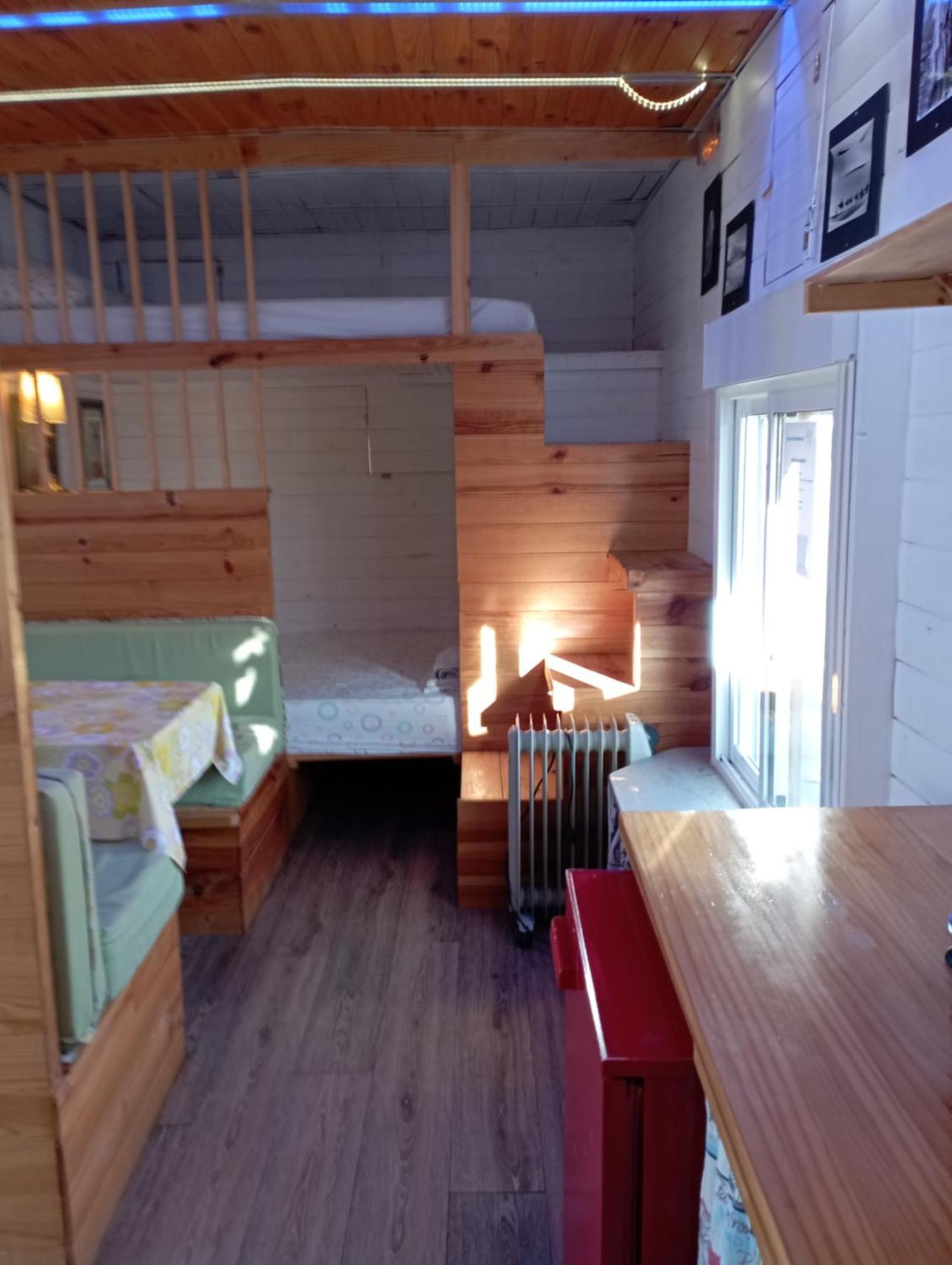 Caravanas Y Habitaciones Para Relajarse Sax Exterior photo