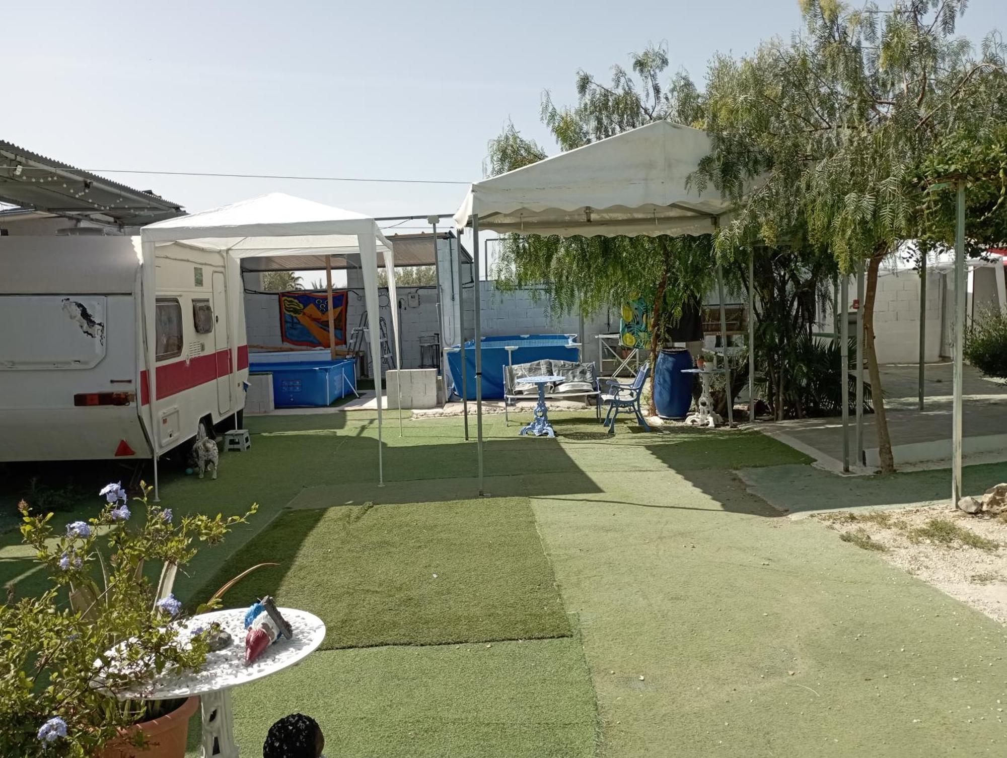 Caravanas Y Habitaciones Para Relajarse Sax Exterior photo